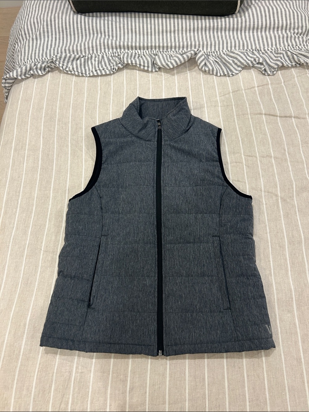 Vuori Quilted Sleeveless Vest in Charcoal Heather